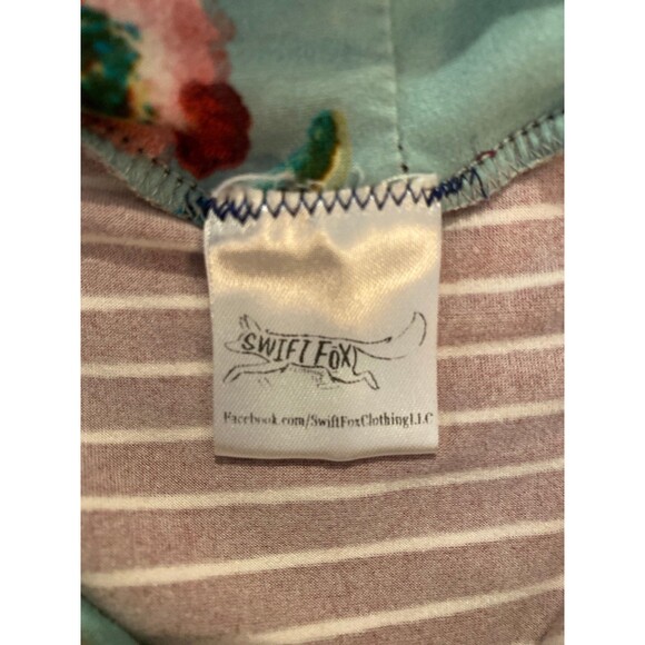 Swift Fox Knit Top Size ? Large Burgundy Stripe Cowl Neck Raglan Sleeves SOFT - Picture 8 of 11